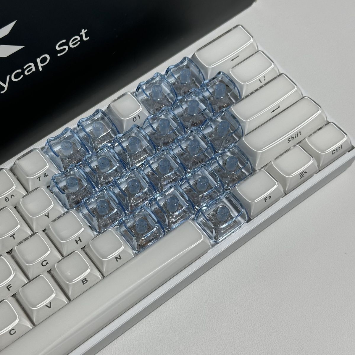 20 قطعة من أغطية المفاتيح 1U ب - مراجعة Keyboard Lube Kit وسعره