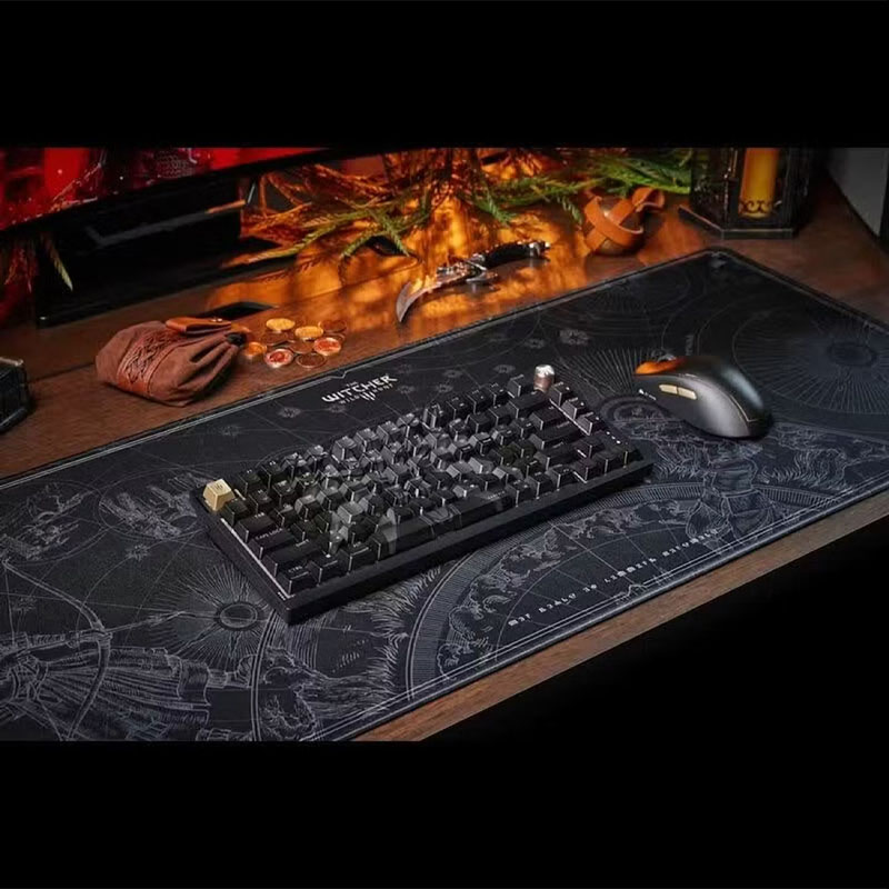 لوحة مفاتيح الألعاب الميكانيكي - مراجعة Gaming Keyboard Corsair وسعره