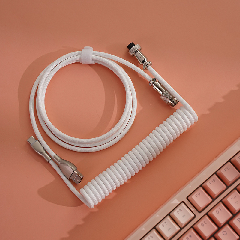 كابل USB من النوع C بتصميم حلز - مراجعة Gaming Keyboard Type C وسعره